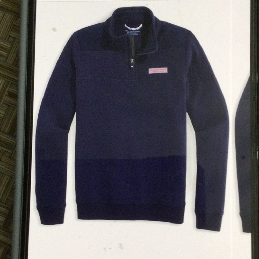 vineyards vine Kids Half Zip Pullover
Excellent Condition Medium (12-14)
